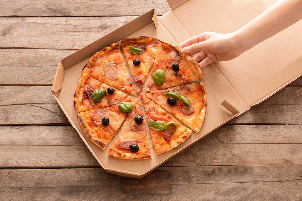 Campagna d'informazione Ondulor sui cartoni per pizza 100% a norma