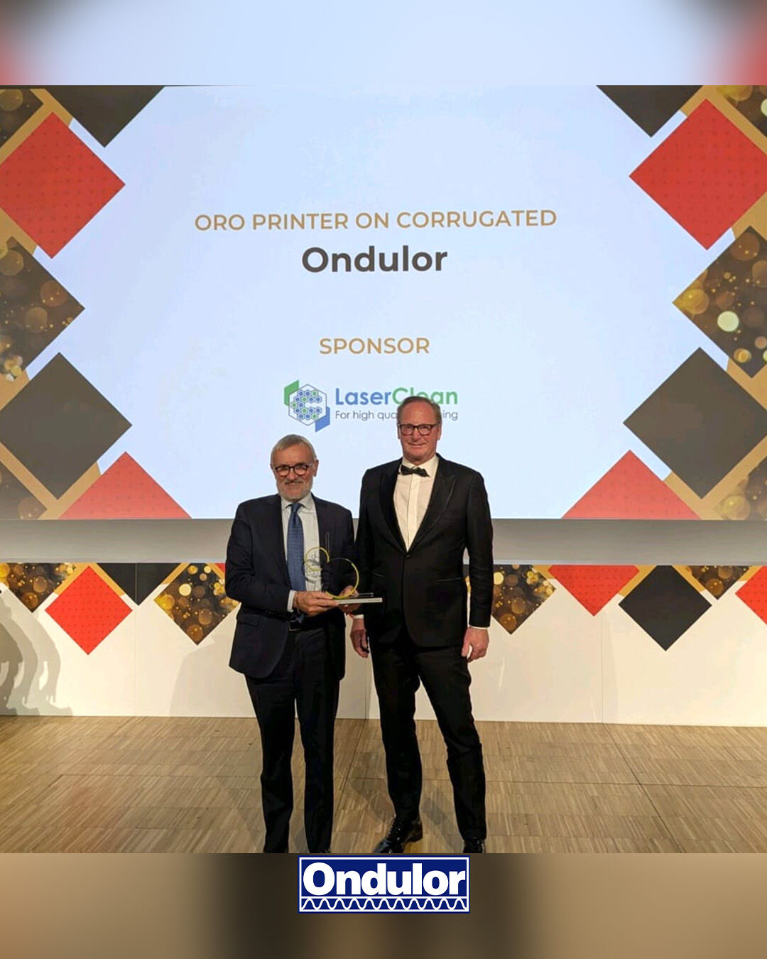 ondulor-oro-della-stampa-2025-1 Rappresentante Ondulor riceve il premio Oro Printer on Corrugated durante la cerimonia Oro della Stampa 2025.